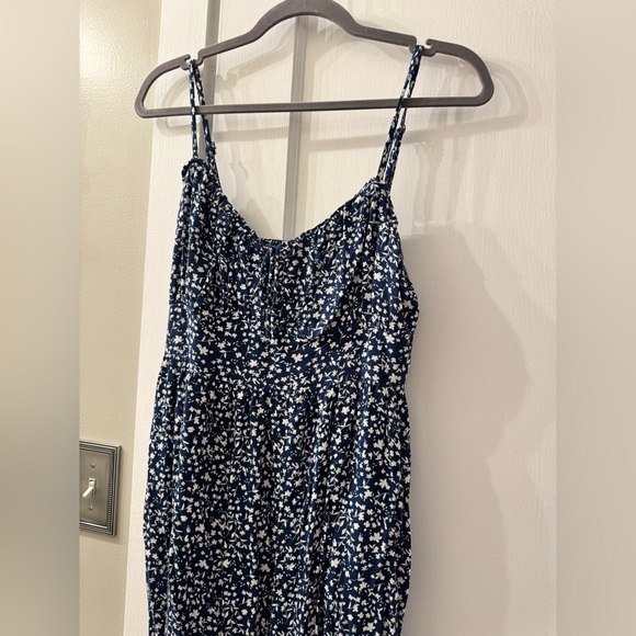 NWOT Blue/White Old Navy Floral Dress - Picture 3 of 14